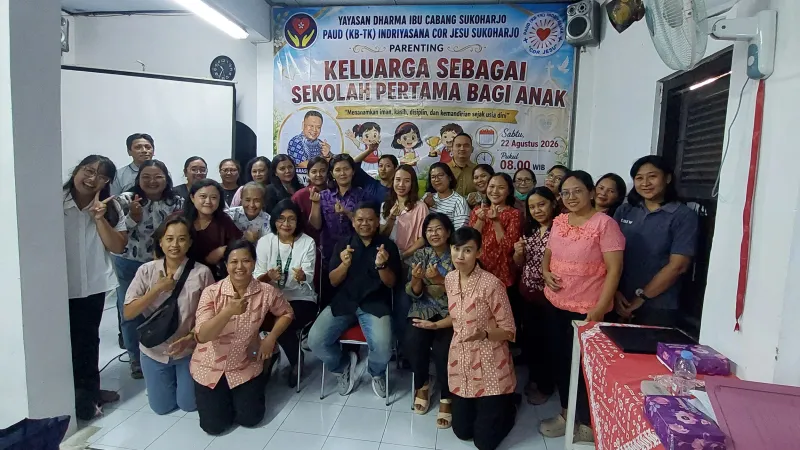 Parenting KB-TK Cor Jesu Sukoharjo: Keluarga, Tempat Belajar Mencintai dan Dicintai
